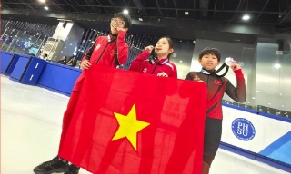 Đội tuyển Việt Nam gây ấn tượng ở giải trượt băng tốc độ Đông Nam Á