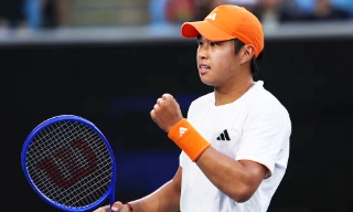 Learner Tien vào tứ kết Australian Open: Kỳ tích thế kỷ