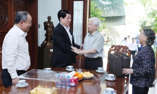 Chủ tịch nước Lương Cường chúc Tết, tri ân các đồng chí nguyên lãnh đạo Đảng, Nhà nước