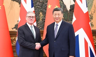 Chủ tịch Trung Quốc Tập Cận Bình hội đàm với Thủ tướng Anh Keir Starmer