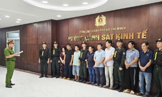 Khởi tố, bắt tạm giam 8 đối tượng trong đường dây sản xuất, buôn bán xăng RON A95 giả