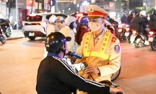 Ngày đầu nghỉ Tết Nguyên đán 2026: Hơn 10.000 trường hợp vi phạm trật tự, an toàn giao thông bị xử lý
