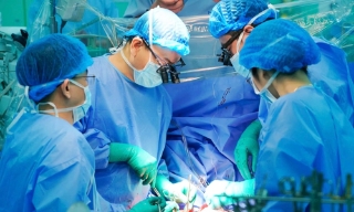 Ngành y tế luôn giữ vững tinh thần trách nhiệm, tận tụy vì sức khỏe Nhân dân