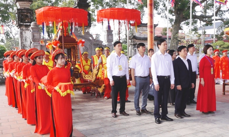  Phong tục tập quán