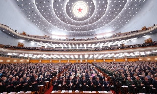 Trung Quốc hạ mục tiêu tăng trưởng GDP xuống mức thấp nhất nhiều thập kỷ