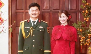 Ca sĩ Hòa Minzy công khai bạn trai là quân nhân