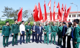 Ứng cử viên đại biểu Quốc hội và HĐND tỉnh tiếp xúc cử tri tại Trường bắn Quốc gia KV1 và các xã: Bảo Đài, Đông Phú, Lục Nam