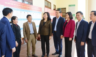 Ứng cử viên đại biểu Quốc hội và HĐND tỉnh tiếp xúc cử tri tại đơn vị bầu cử số 4, số 14