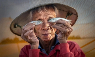 Bức chân dung ngư dân Hội An thắng giải nhiếp ảnh của Anh