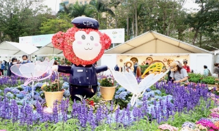 Khám phá các kiến trúc đặc sắc của Hong Kong tại triển lãm hoa