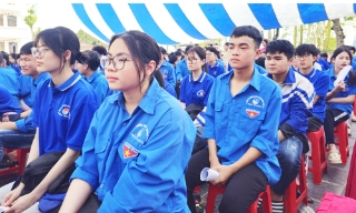 Nói chuyện chuyên đề về phát triển văn hóa đọc cho học sinh