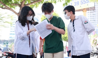 Ngành Sư phạm giới hạn 5 nguyện vọng, nhiều thí sinh gấp rút điều chỉnh thứ tự ưu tiên