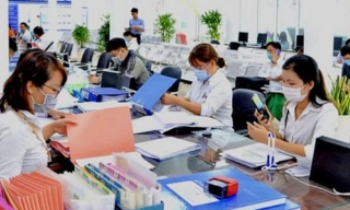 Đề xuất mới về điều kiện có 5 năm công tác khi tiếp nhận vào công chức