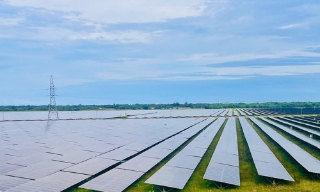 Tăng cường thực thi tiết kiệm điện và phát triển điện mặt trời mái nhà