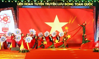 Khai mạc Liên hoan Tuyên truyền lưu động toàn quốc