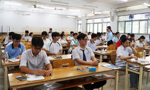 Hơn 137.000 thí sinh thi đánh giá năng lực để tranh suất vào đại học