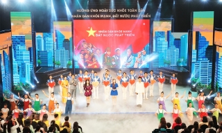 Chương trình chính luận nghệ thuật "Nhân dân khỏe mạnh - Đất nước phát triển"