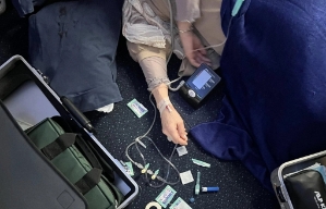 Bác sĩ Việt cứu hành khách ngất xỉu trên máy bay đi Nhật