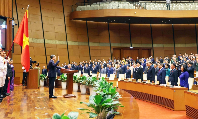  Thông qua Nghị quyết bầu Thủ tướng Chính phủ khóa XVI