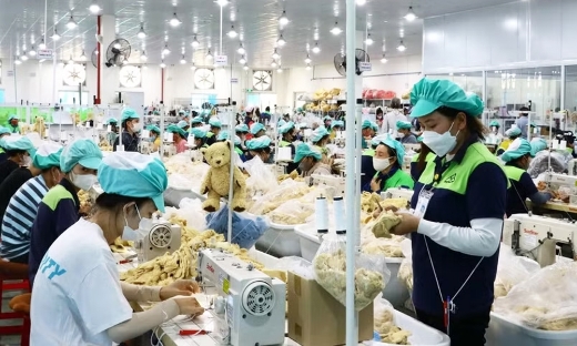 Công đoàn lấy ý kiến người lao động về hoán đổi ngày nghỉ bù để nối dài nghỉ lễ