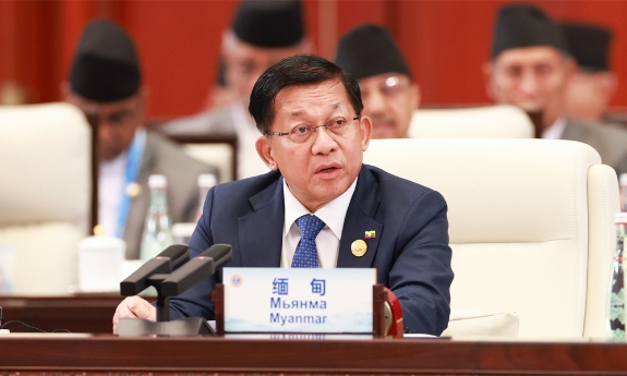 Tân Tổng thống Myanmar nhậm chức