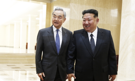 Trung Quốc sẵn sàng tăng cường hợp tác thực chất với Triều Tiên