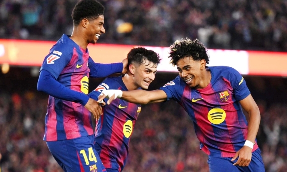 Yamal rực sáng, Barcelona tiến gần chức vô địch La Liga
