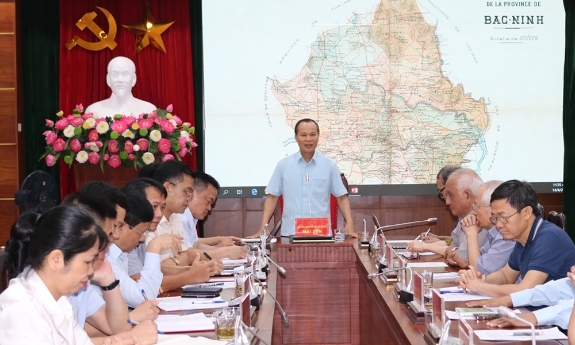 Phó Chủ tịch Thường trực UBND tỉnh Mai Sơn làm việc với Quỹ Văn hiến Việt Nam về bảo tồn, tôn vinh di sản văn hóa vương triều Lý