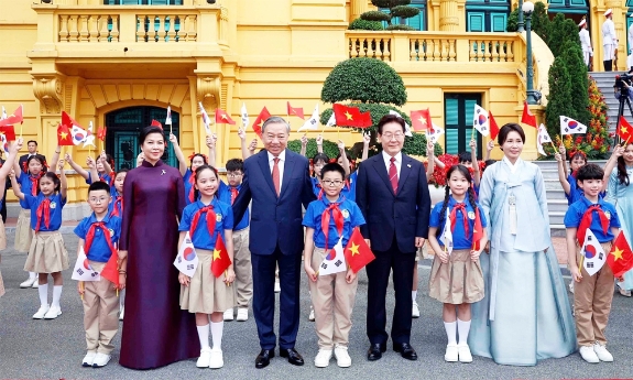 Tổng Bí thư, Chủ tịch nước Tô Lâm chủ trì Lễ đón chính thức Tổng thống Hàn Quốc