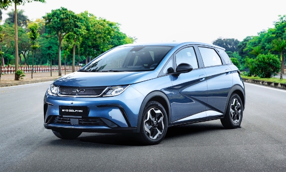 Hãng xe điện BYD phát triển pin sạc siêu tốc, thời gian sạc chỉ 12 phút