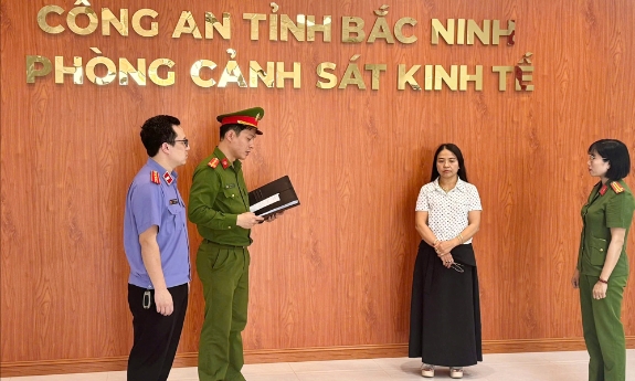 Bắc Ninh khởi tố, tạm giam kế toán trung tâm giáo dục nghề nghiệp