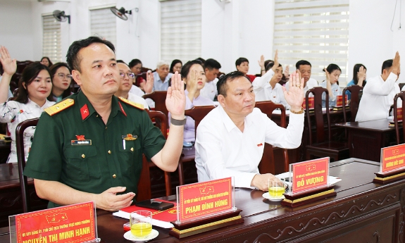 HĐND phường Từ Sơn thông qua các nội dung về tổ chức bộ máy, ngân sách