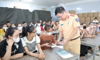 Bắc Ninh: Đào tạo kỹ năng lái xe an toàn cho hàng trăm công nhân