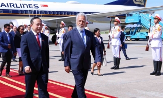 Thủ tướng Timor-Leste đến Hà Nội, bắt đầu thăm chính thức Việt Nam và dự AFF 2026