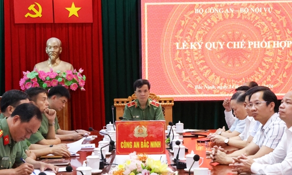 Bộ Công an và Bộ Nội vụ ký kết quy chế phối hợp thực hiện nhiệm vụ quản lý nhà nước