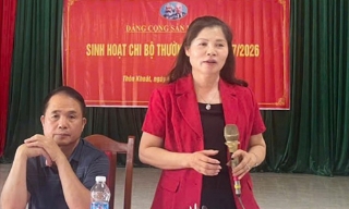 Bắc Ninh: Phó Chủ tịch HĐND tỉnh Lâm Thị Hương Thành dự sinh hoạt chi bộ thôn Khoát, xã Hiệp Hoà