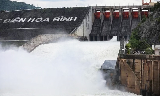 11 giờ trưa nay (11/7), hồ thủy điện Hòa Bình sẽ mở 1 cửa xả đáy