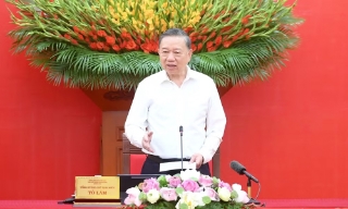 Đẩy mạnh học tập, thực hành tư tưởng, đạo đức, phương pháp, phong cách Hồ Chí Minh trong giai đoạn phát triển mới