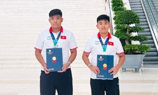 Bắc Ninh: 2 anh em ruột đoạt Huy chương Bạc tại Chung kết quốc tế Đấu trường Toán học châu Á 2026