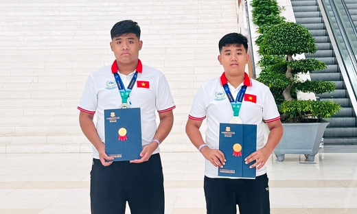 Bắc Ninh: 2 anh em ruột đoạt Huy chương Bạc tại Chung kết quốc tế Đấu trường Toán học châu Á 2026