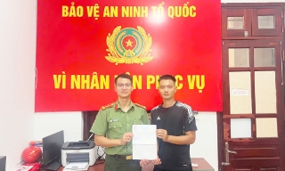 Bắc Ninh: Công an phường Chũ hỗ trợ trao trả 243 triệu đồng chuyển nhầm