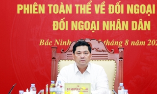 Bí thư Tỉnh ủy Nguyễn Hồng Thái dự Hội nghị về đối ngoại Đảng, đối ngoại nhân dân