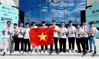 7 học sinh đội tuyển Việt Nam đoạt huy chương tại Olympic AI quốc tế