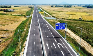 Từ 14 giờ hôm nay (14/8), 5 đoạn cao tốc Bắc - Nam qua miền Trung bắt đầu thu phí