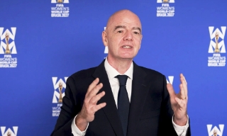 Chủ tịch FIFA Gianni Infantino dự khán trận chung kết giữa đội tuyển Việt Nam và Thái Lan tại Mỹ Đình