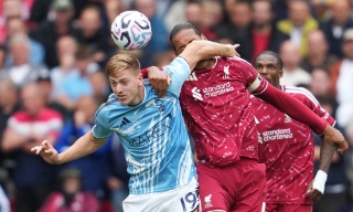 Liverpool hòa trận thứ hai liên tiếp ở Ngoại hạng Anh
