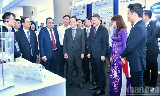 Thủ tướng Lê Minh Hưng dự Lễ khai khóa năm 2026 của Đại học Quốc gia Thành phố Hồ Chí Minh