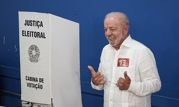 Tổng thống Brazil Lula da Silva tái đắc cử: Sức bền và thử thách mới