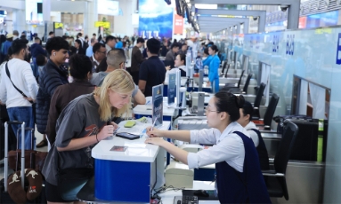 Lượng khách quốc tế đi bằng đường hàng không đến Việt Nam tăng trưởng cao