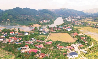  Đồng chí Nguyễn Thanh Tuấn, Bí thư Đảng ủy, Chủ tịch HĐND xã Đèo Gia: Biến khó khăn thành động lực phát triển